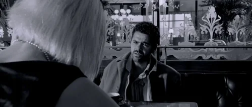 Still frame 26 from Angel-A (2005) directed by Luc Besson