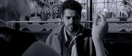 Still frame 30 from Angel-A (2005) directed by Luc Besson