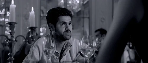 Still frame 35 from Angel-A (2005) directed by Luc Besson