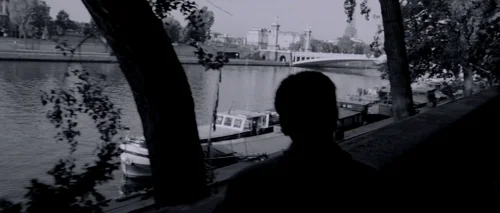Still frame 44 from Angel-A (2005) directed by Luc Besson