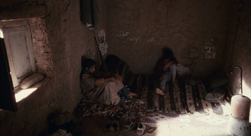 Still frame 64 from Babel (2006) directed by Alejandro G. Iñárritu