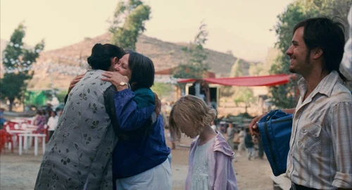 Still frame 79 from Babel (2006) directed by Alejandro G. Iñárritu