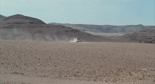 Still frame 87 from Babel (2006) directed by Alejandro G. Iñárritu