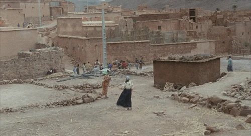 Still frame 90 from Babel (2006) directed by Alejandro G. Iñárritu