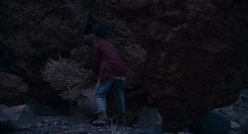 Still frame 115 from Babel (2006) directed by Alejandro G. Iñárritu