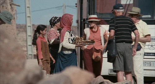Still frame 137 from Babel (2006) directed by Alejandro G. Iñárritu