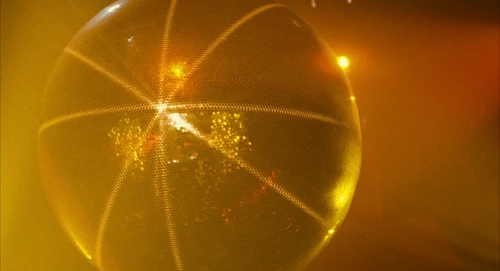 Still frame 157 from Babel (2006) directed by Alejandro G. Iñárritu