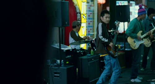 Still frame 159 from Babel (2006) directed by Alejandro G. Iñárritu
