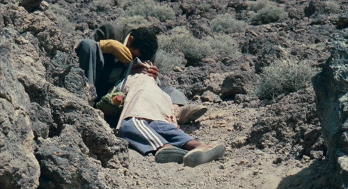 Still frame 212 from Babel (2006) directed by Alejandro G. Iñárritu