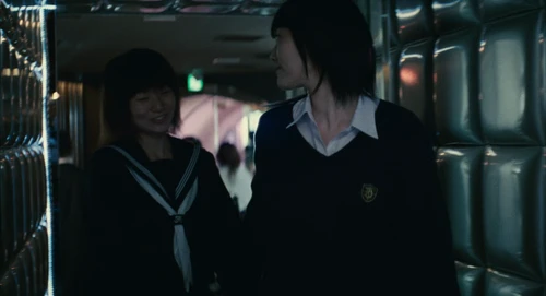 Still frame 57 from Babel (2006) directed by Alejandro G. Iñárritu