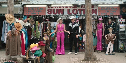 Still frame 70 from Barbie (2023) directed by Greta Gerwig
