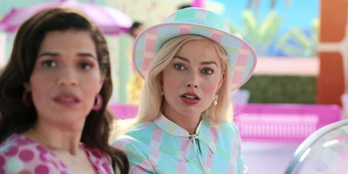 Still frame 140 from Barbie (2023) directed by Greta Gerwig