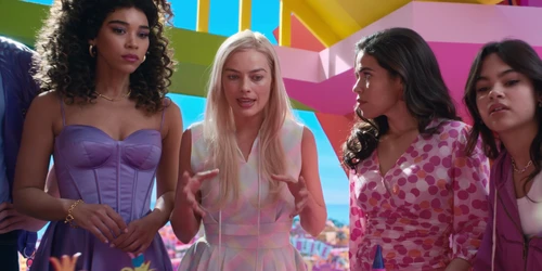 Still frame 186 from Barbie (2023) directed by Greta Gerwig