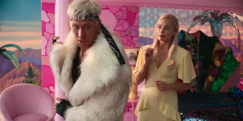Still frame 225 from Barbie (2023) directed by Greta Gerwig