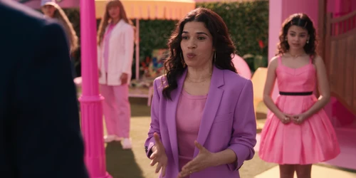 Still frame 234 from Barbie (2023) directed by Greta Gerwig