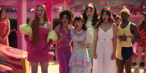 Still frame 238 from Barbie (2023) directed by Greta Gerwig