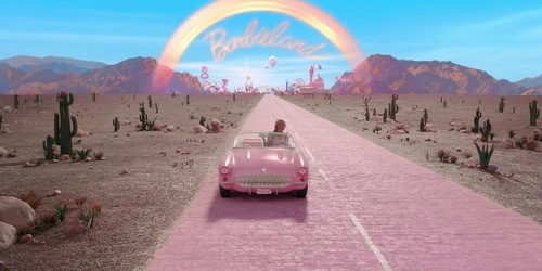 Still frame 61 from Barbie (2023) directed by Greta Gerwig