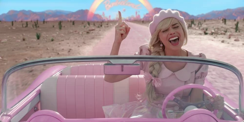 Still frame 62 from Barbie (2023) directed by Greta Gerwig