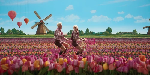 Still frame 66 from Barbie (2023) directed by Greta Gerwig