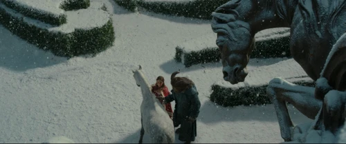 Still frame 131 from Beauty and the Beast (2017) directed by Bill Condon