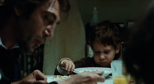 Still frame 29 from Biutiful (2010) directed by Alejandro G. Iñárritu
