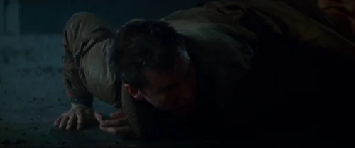 Still frame 105 from Blade Runner (1982) directed by Ridley Scott