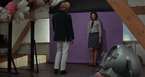 Still frame 116 from Blow-Up (1966) directed by Michelangelo Antonioni