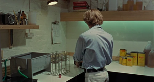 Still frame 143 from Blow-Up (1966) directed by Michelangelo Antonioni