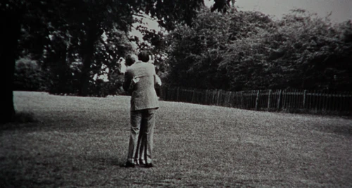 Still frame 163 from Blow-Up (1966) directed by Michelangelo Antonioni