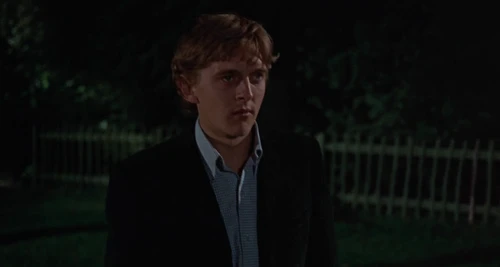 Still frame 197 from Blow-Up (1966) directed by Michelangelo Antonioni