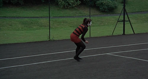 Still frame 260 from Blow-Up (1966) directed by Michelangelo Antonioni