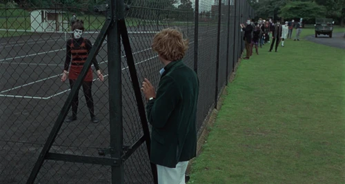 Still frame 262 from Blow-Up (1966) directed by Michelangelo Antonioni