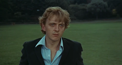 Still frame 263 from Blow-Up (1966) directed by Michelangelo Antonioni