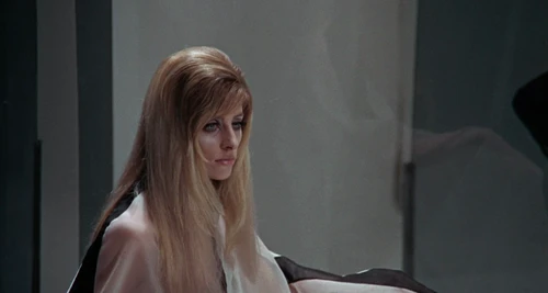 Still frame 34 from Blow-Up (1966) directed by Michelangelo Antonioni