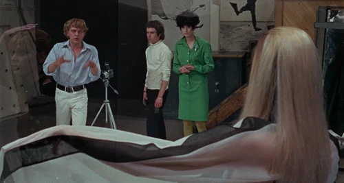 Still frame 36 from Blow-Up (1966) directed by Michelangelo Antonioni