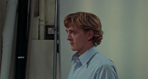 Still frame 42 from Blow-Up (1966) directed by Michelangelo Antonioni