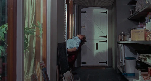 Still frame 44 from Blow-Up (1966) directed by Michelangelo Antonioni