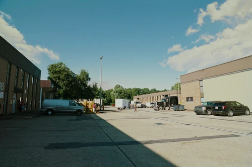 Still frame 79 from Bugonia (2025) directed by Yorgos Lanthimos