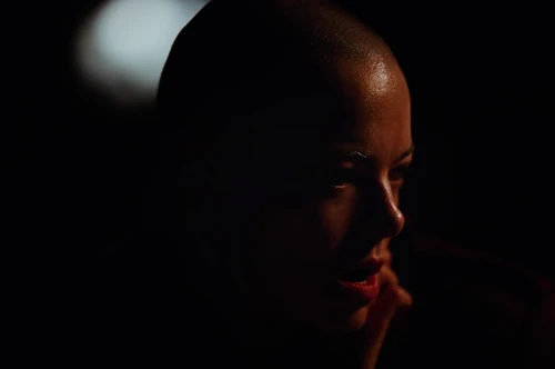Still frame 102 from Bugonia (2025) directed by Yorgos Lanthimos