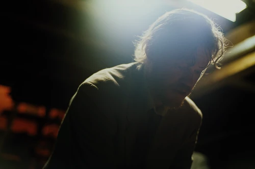 Still frame 118 from Bugonia (2025) directed by Yorgos Lanthimos