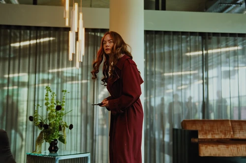 Still frame 236 from Bugonia (2025) directed by Yorgos Lanthimos