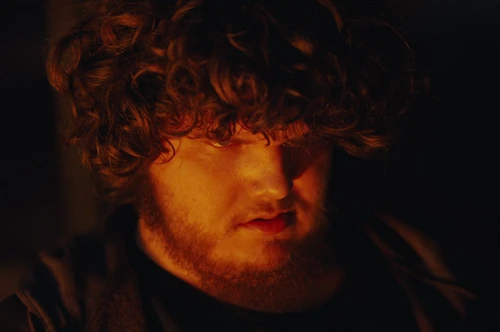 Still frame 25 from Bugonia (2025) directed by Yorgos Lanthimos