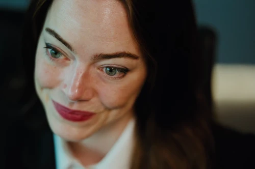 Still frame 34 from Bugonia (2025) directed by Yorgos Lanthimos