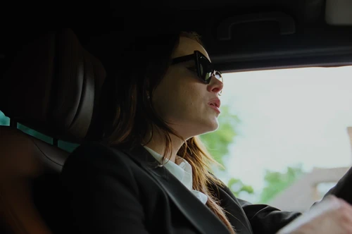 Still frame 37 from Bugonia (2025) directed by Yorgos Lanthimos