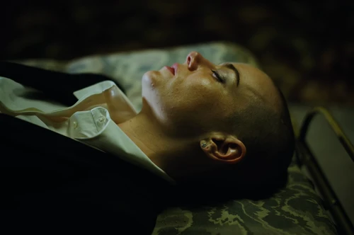 Still frame 47 from Bugonia (2025) directed by Yorgos Lanthimos