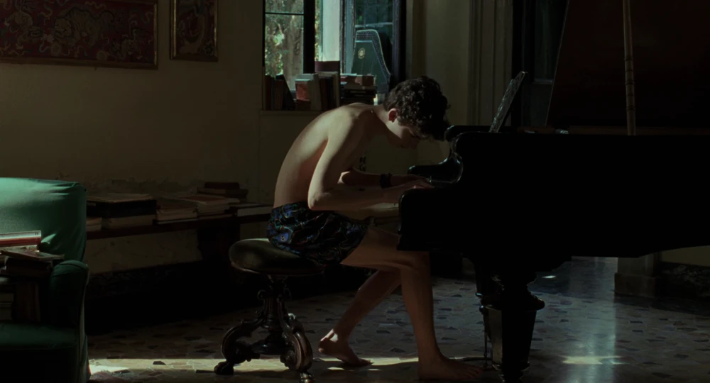Still frame 63 from Call Me by Your Name (2017) directed by Luca Guadagnino