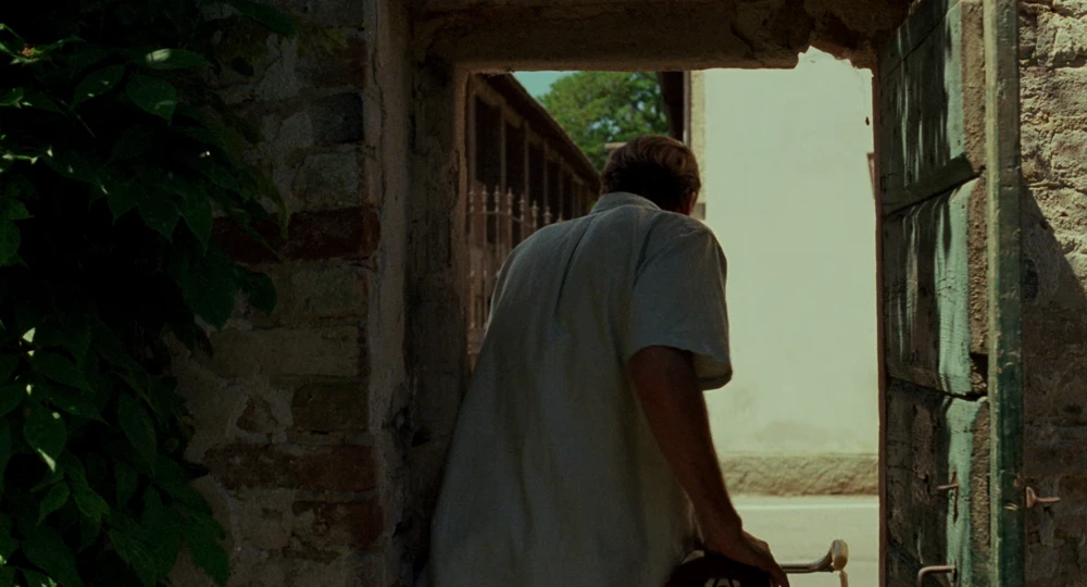 Still frame 77 from Call Me by Your Name (2017) directed by Luca Guadagnino