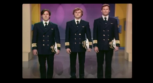 Still frame 2 from Catch Me If You Can (2002) directed by Steven Spielberg