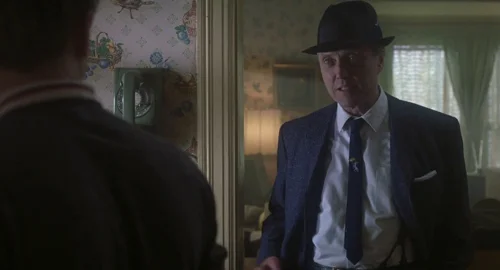 Still frame 18 from Catch Me If You Can (2002) directed by Steven Spielberg