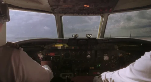 Still frame 43 from Catch Me If You Can (2002) directed by Steven Spielberg